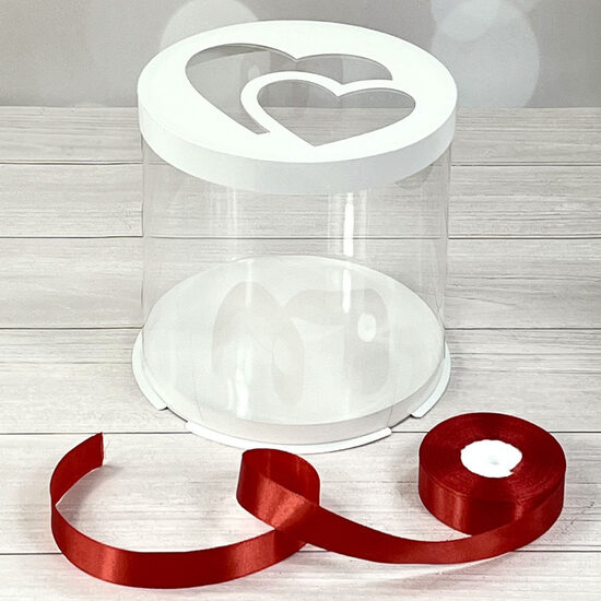 Skaidri dėžutė 25x30 Balta su Širdutes viršum Tubus