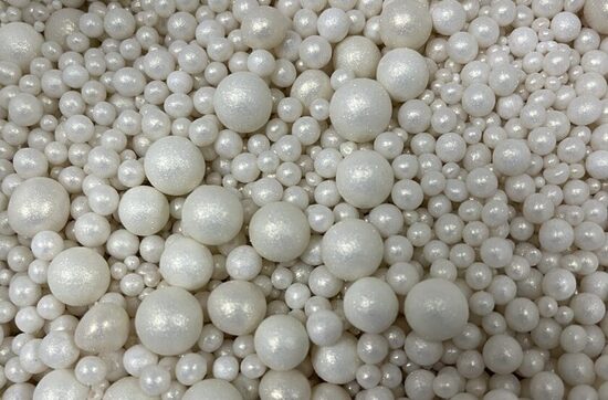 "Naujiena" Perliniai balti  pabarstukai ( Mix )  30 g.