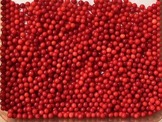 Cukriniai papuošimai - Red pearls  3mm,  30g.