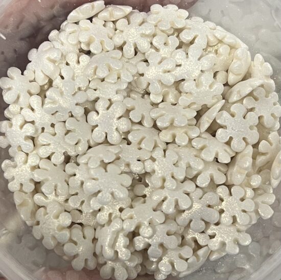 Snaigės perlo spalvos  1 cm. - 50g.