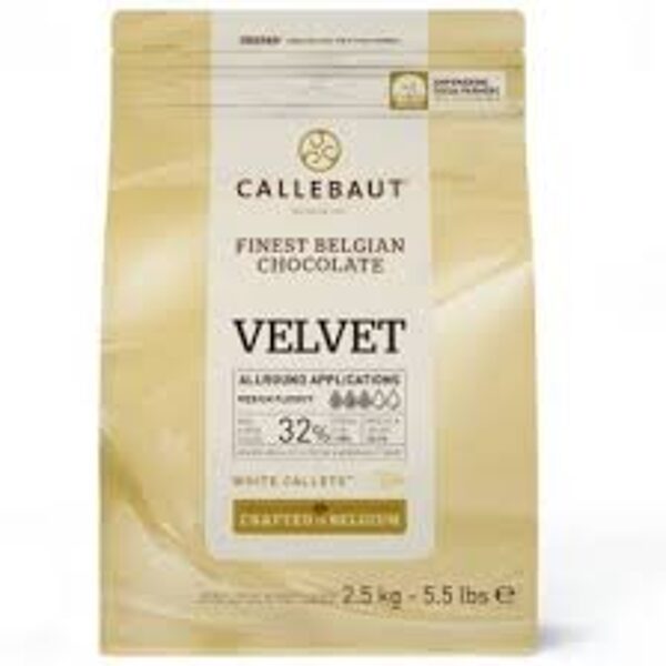 Baltasis šokoladas Callebaut Velvet (32%), 250g